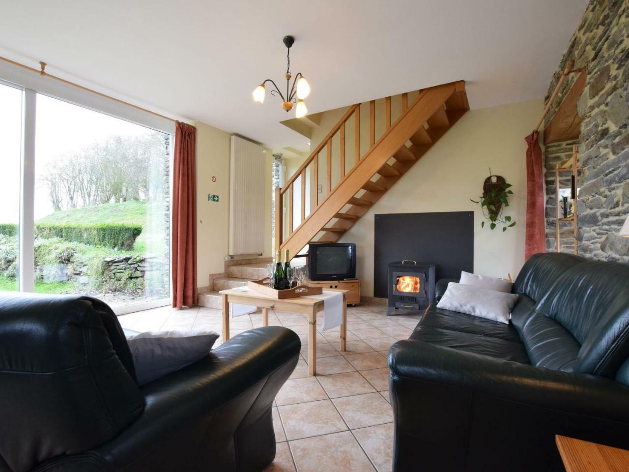 Comfortable Cottage In Neufmoulin With Meadow View Houffalize Exterior foto